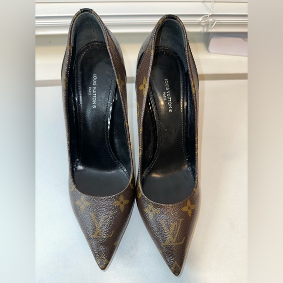 Louis Vuitton brown/Black Monogram Canvas & Patent Cherie Pumps - Picture 3 of 6